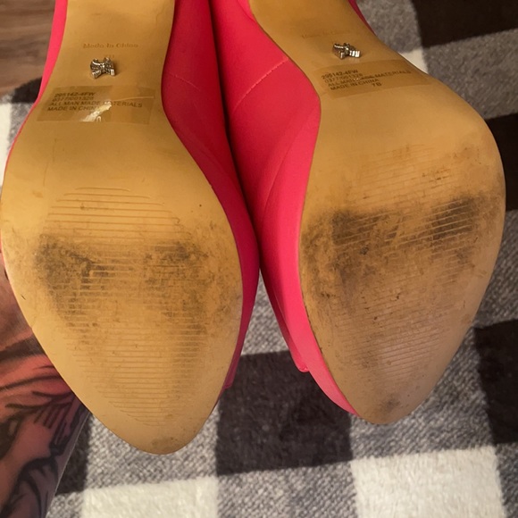 Victoria Secret hot pink heels size 7 - Picture 7 of 9
